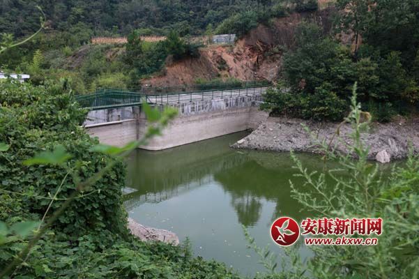 ���m�ɺ� ʯȪ��ˮ�SˮԴ���� �ǅ^��ˮ�漱 (1).jpg