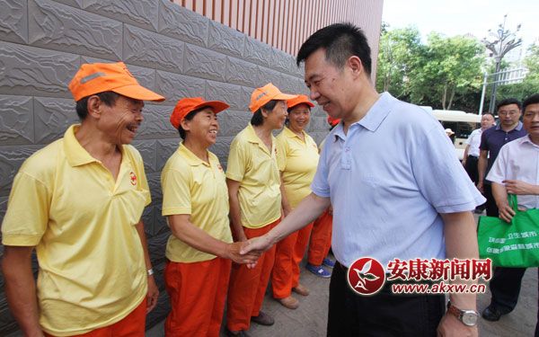 ���࿴��ο���ߜ����؍�λ��һ��������