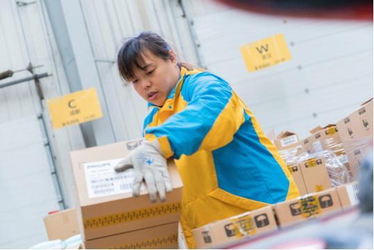 雙十一快遞量或創近十年新高 蘇寧物流運力升級沉穩迎戰