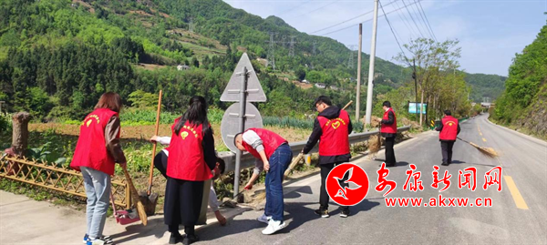 ���u�(zh��n)���������t���顰���B(t��i)�G����ɫ