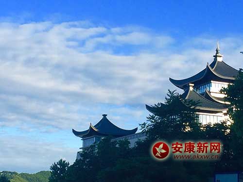 �����^��