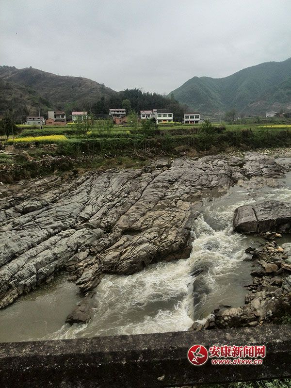 ���l��С��